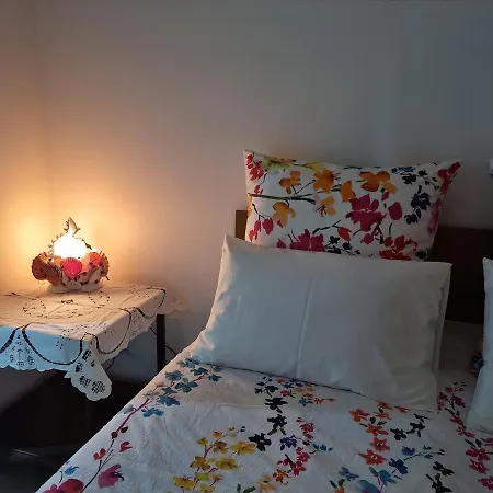 Alba Di Luna Pensjonat Santa Teresa Di Riva