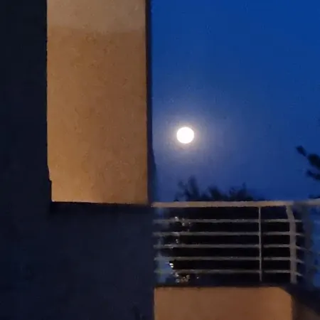 Alba Di Luna Pensjonat Santa Teresa Di Riva
